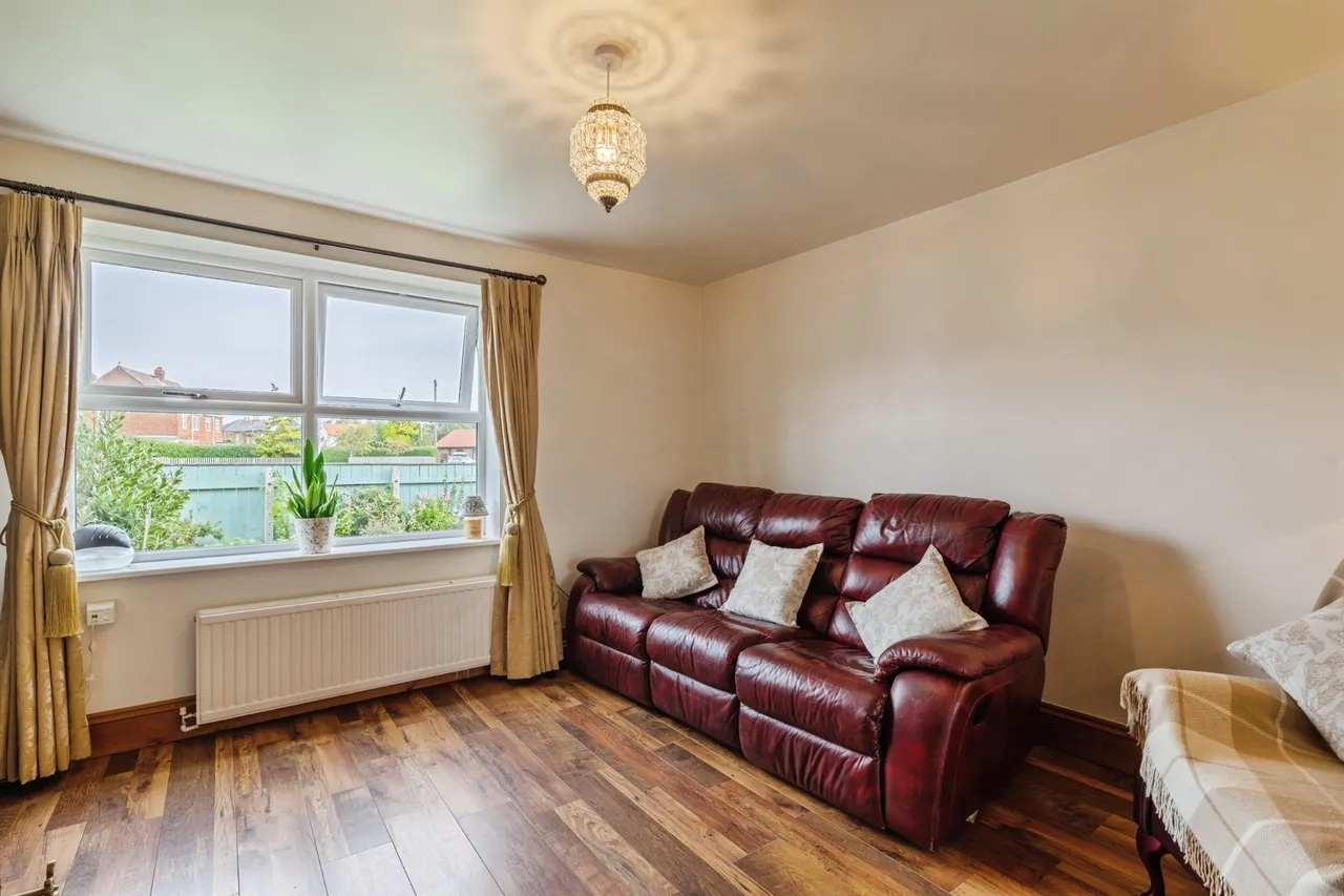 South Side Villas, Ottringham, HU12, photo 6
