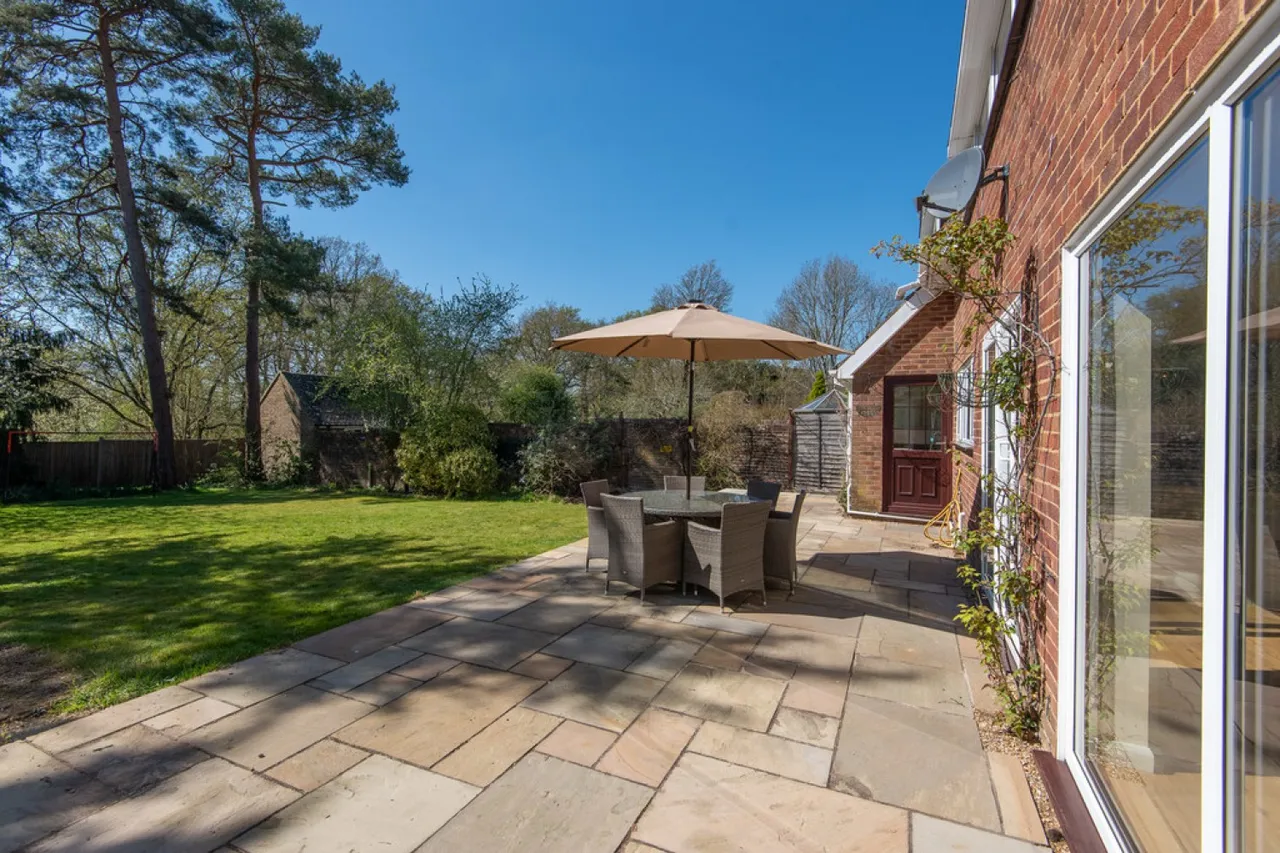 Loxwood Road, Rudgwick, photo 2