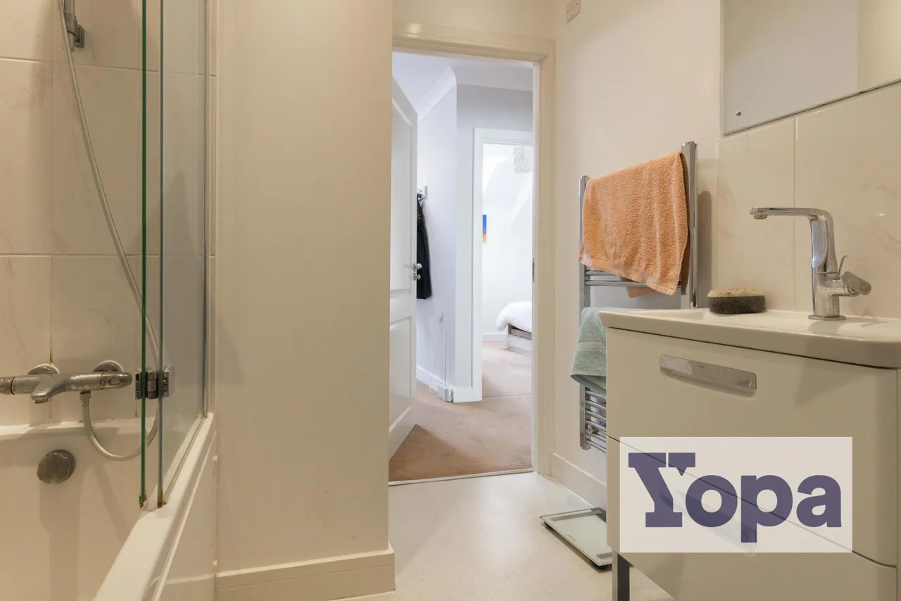 Gosport Lane, Lyndhurst, SO43, photo 15