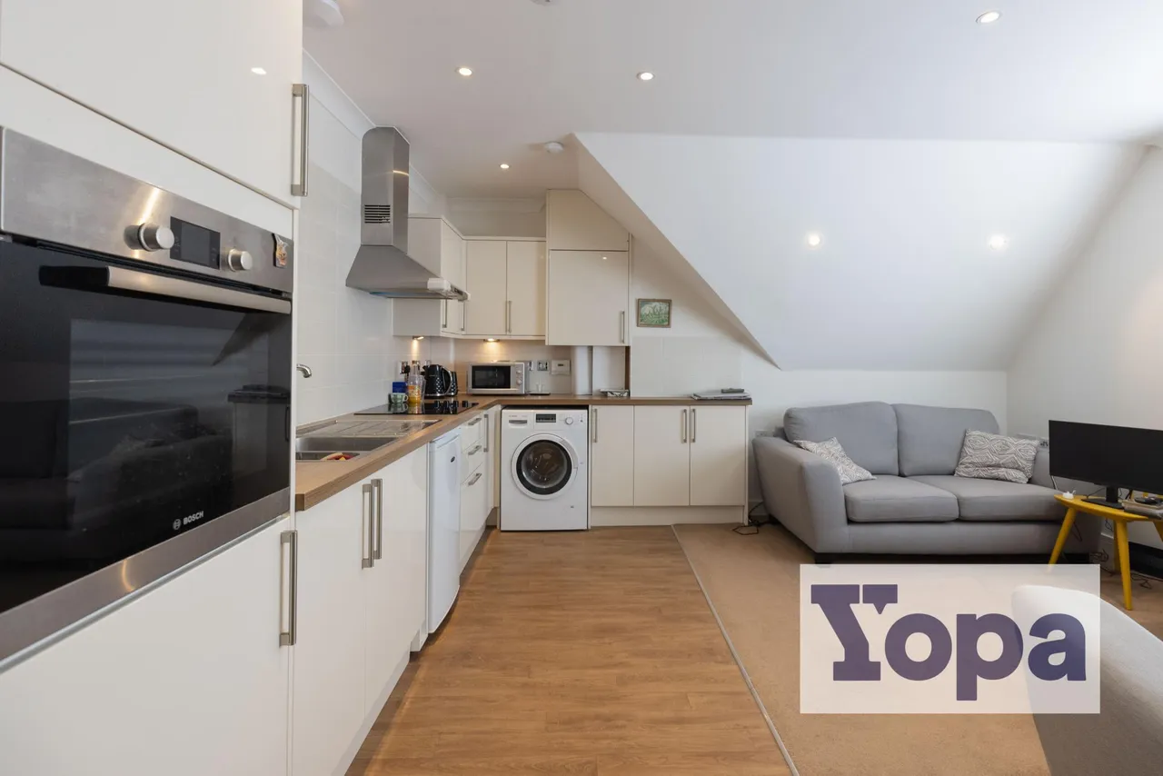 Gosport Lane, Lyndhurst, SO43, photo 4