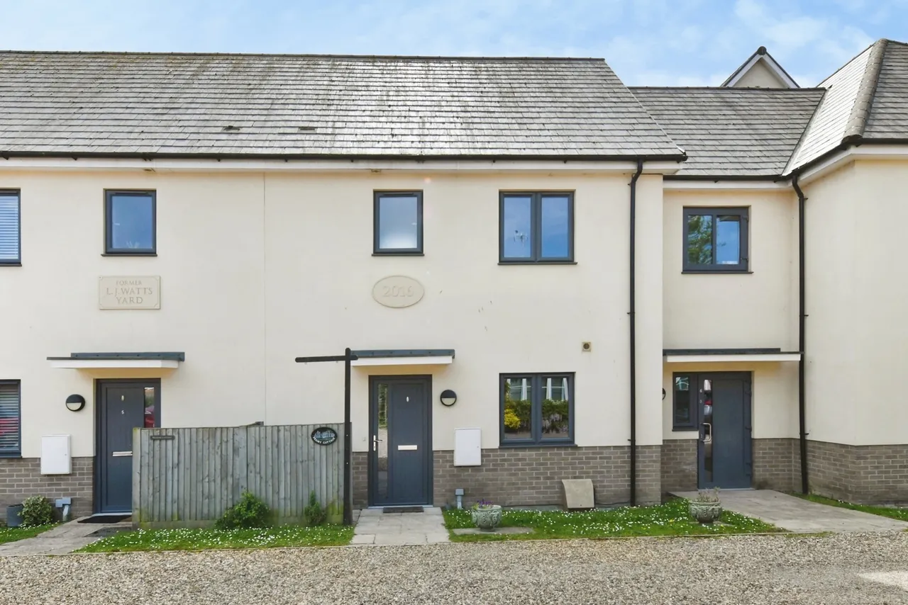 3 bed house for sale — Priory Street, Colchester, Essex, CO1