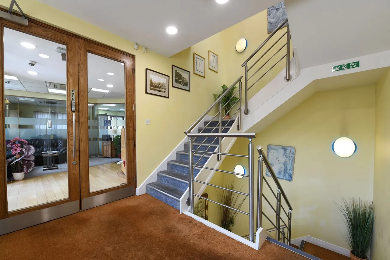Bury New Road, Prestwich, M25, photo 8