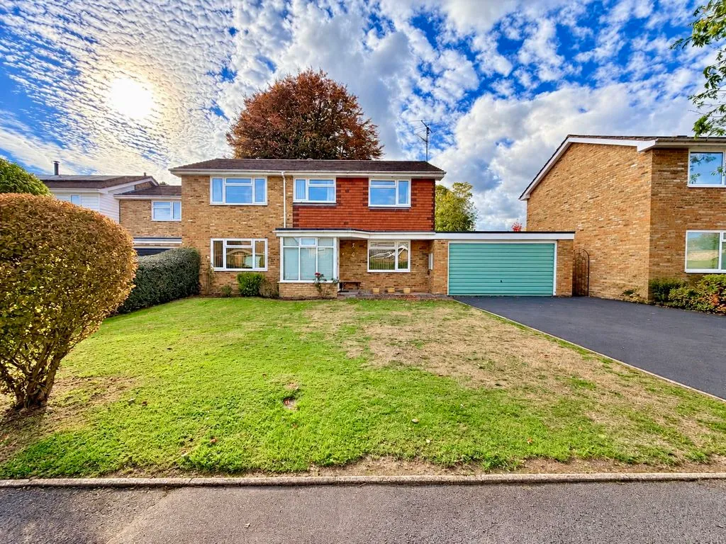 The Rosery, Bourne End, SL8, photo 17