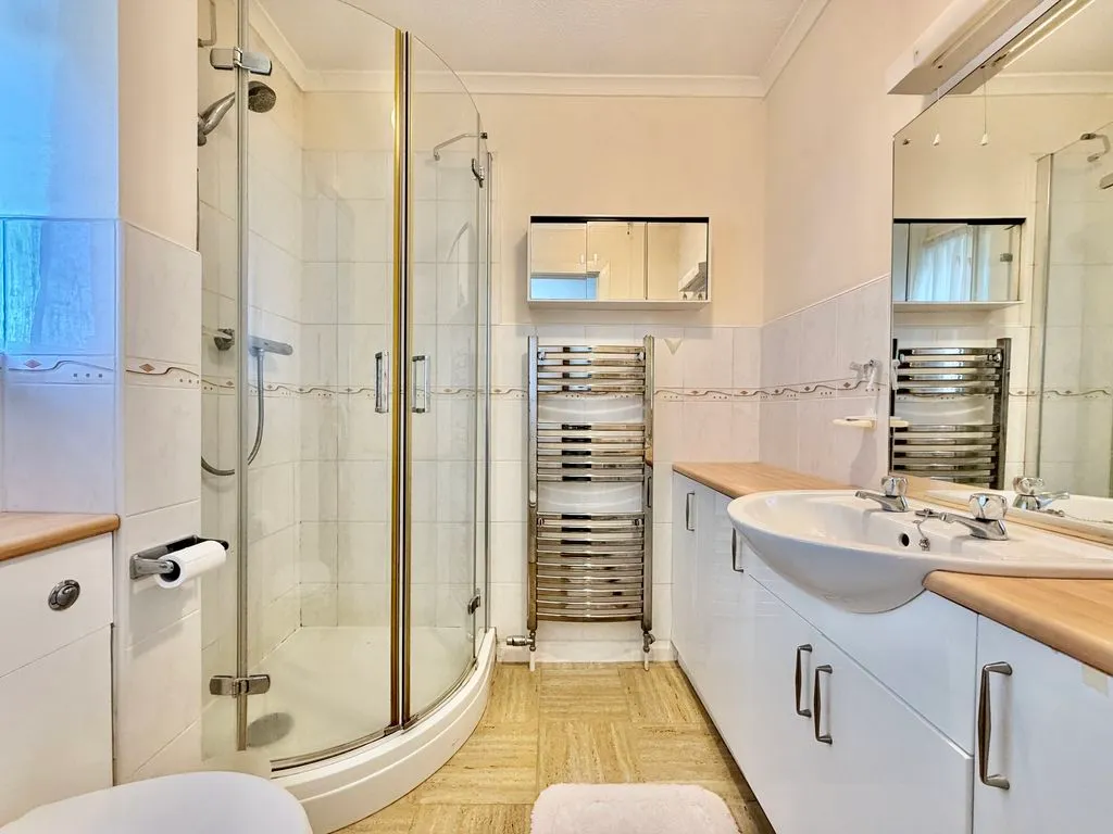 The Rosery, Bourne End, SL8, photo 9