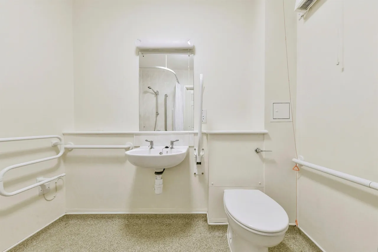 Elmside Walk, Hitchin, SG5, photo 12