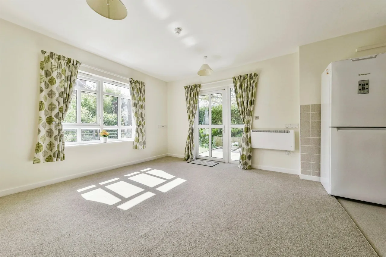 Elmside Walk, Hitchin, SG5, photo 9