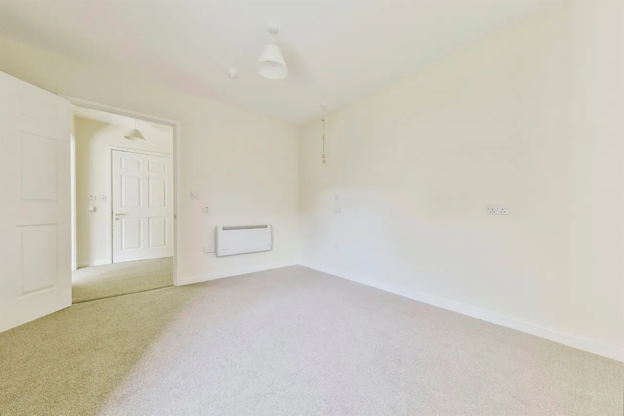 Elmside Walk, Hitchin, SG5, photo 11