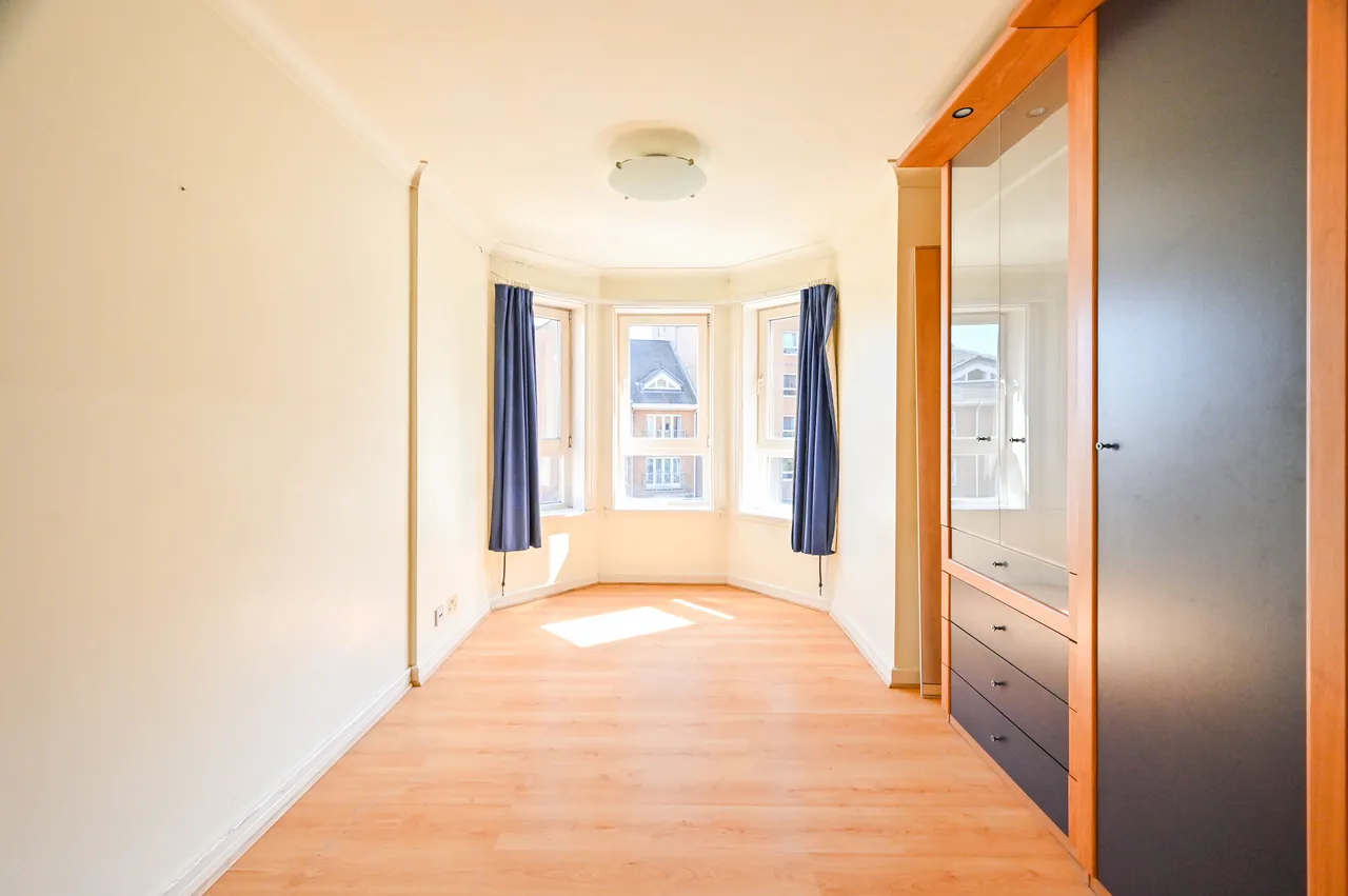 11 Aphrodite Court, Homer Drive, London, photo 11