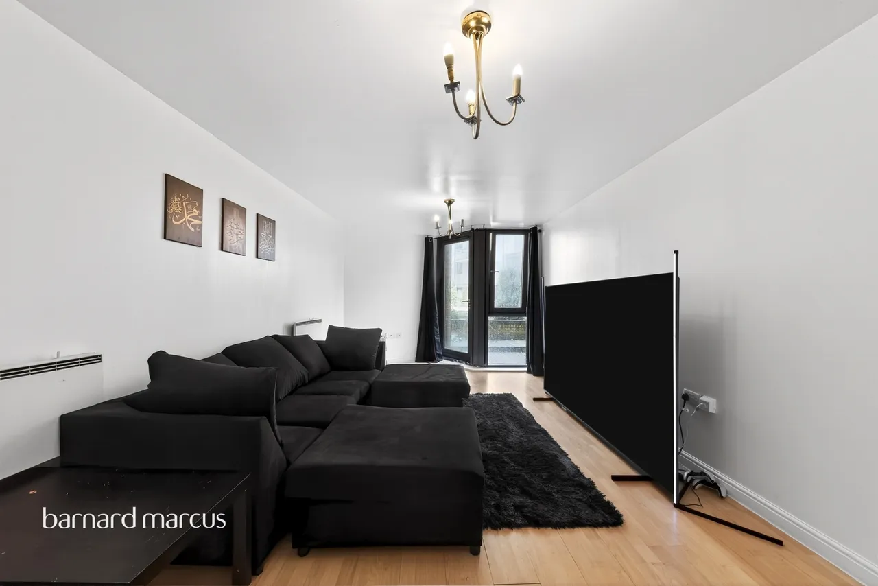 Highfield Road, Feltham, TW13, photo 4