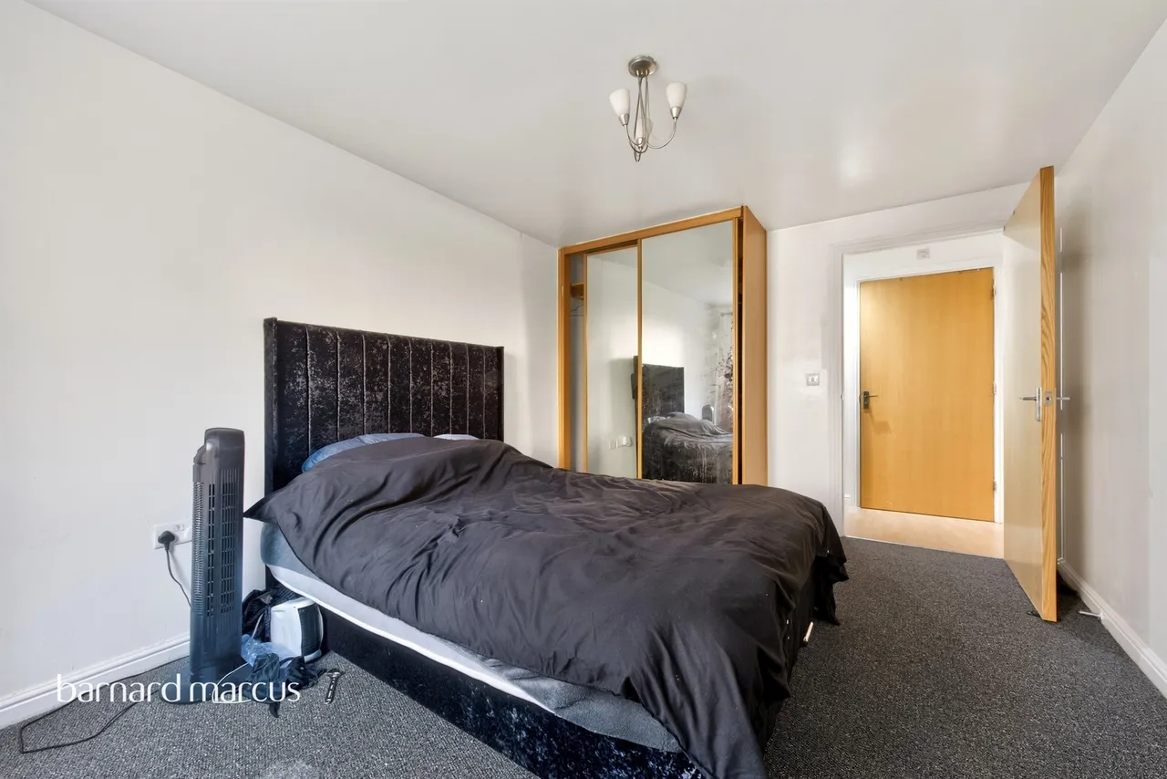 Highfield Road, Feltham, TW13, photo 6