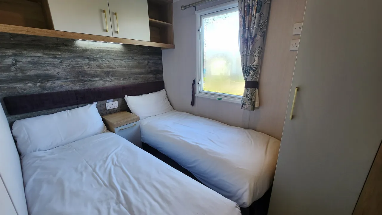 Mill Rythe Coastal Village, Havant Road, Hayling Island, photo 8
