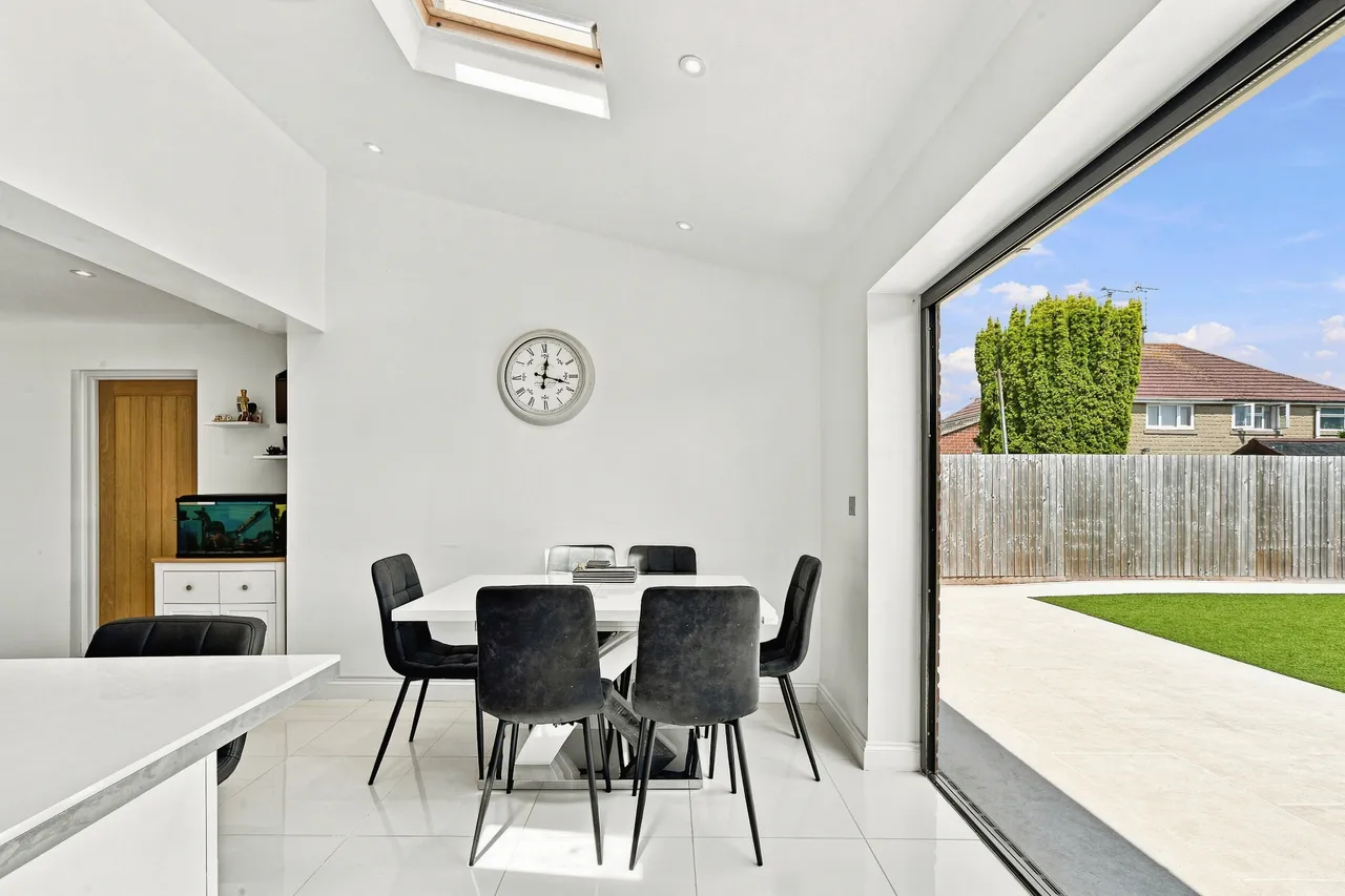 Swallowfield Avenue, Old Walcot, SN3, photo 4
