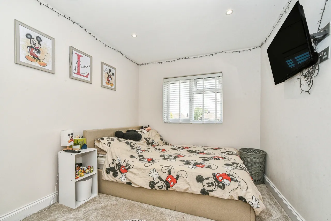 Swallowfield Avenue, Old Walcot, SN3, photo 14