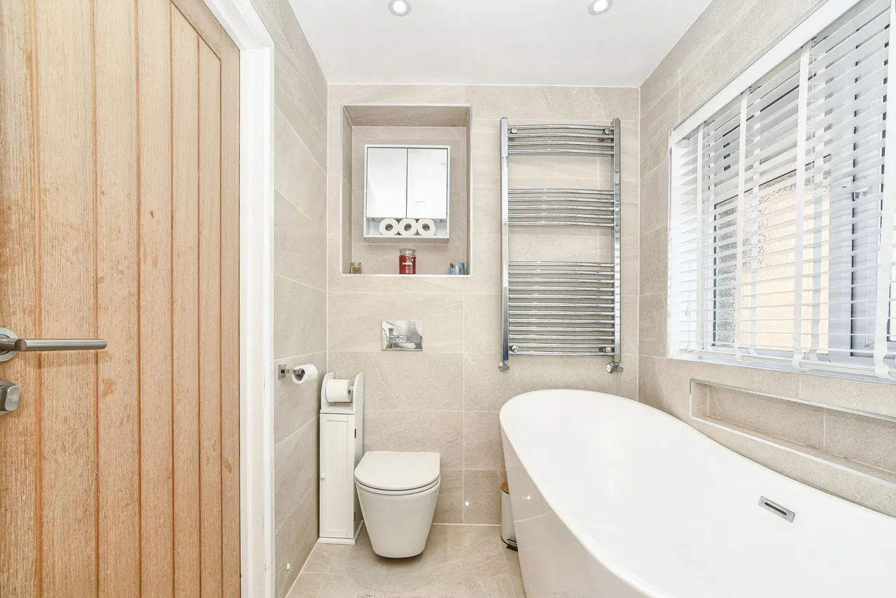 Swallowfield Avenue, Old Walcot, SN3, photo 10