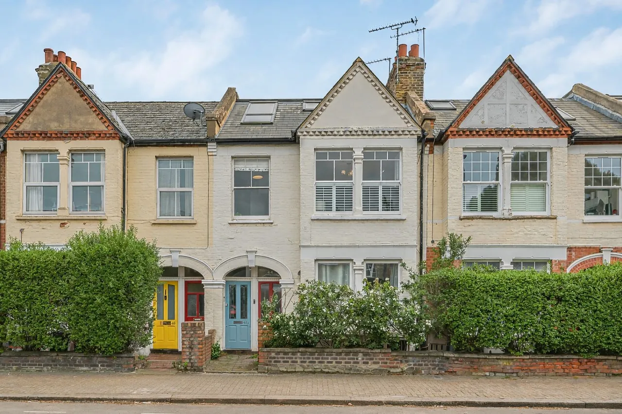 4 bed flat for sale — Penwith Road, Earlsfield, London, SW18
