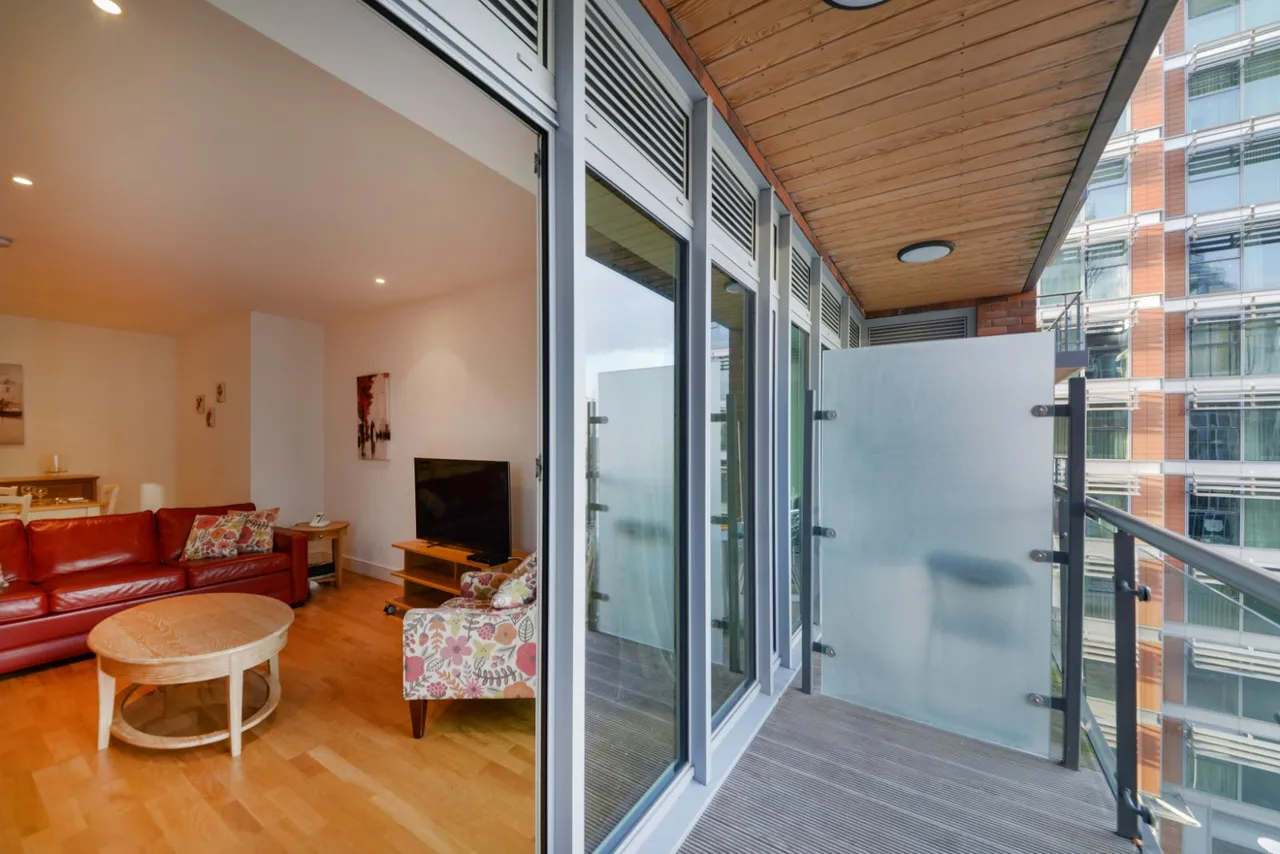 Juniper Drive, London, SW18, photo 12