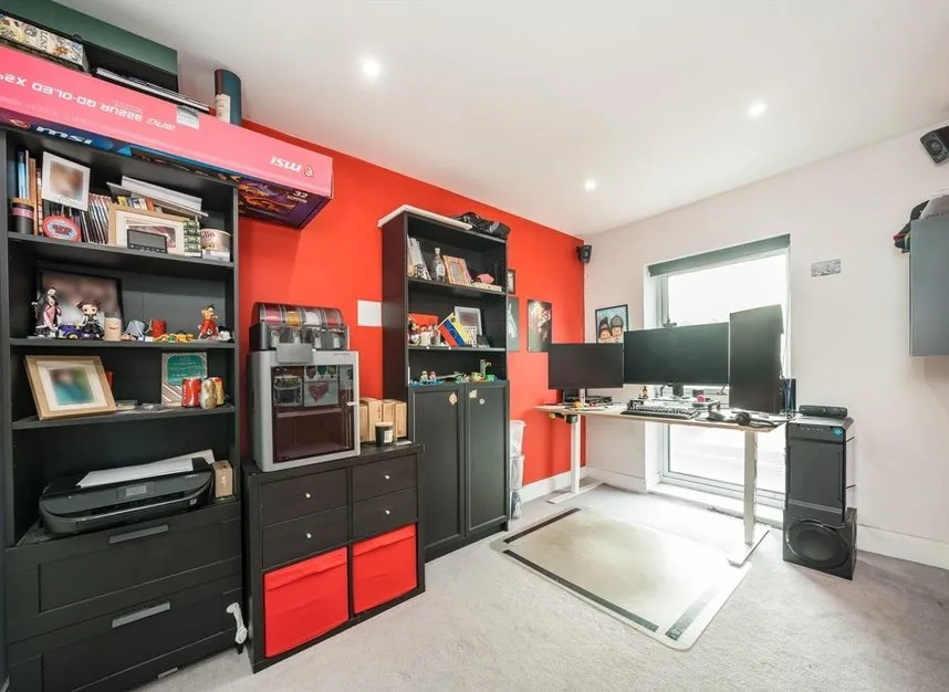 Eveline Road, Mitcham, CR4, photo 8