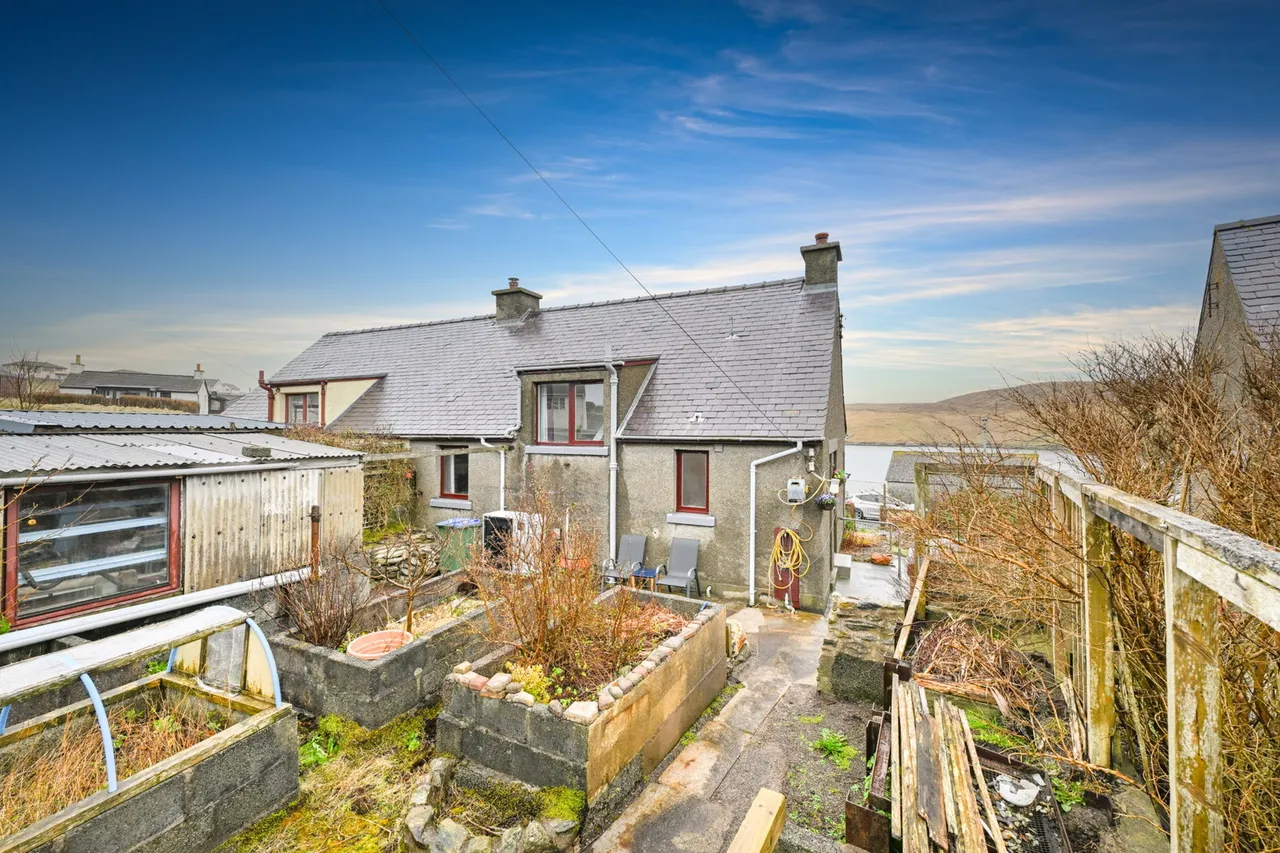 4 Sunnybank, Bridge End, Shetland, ZE2 9LD, photo 3