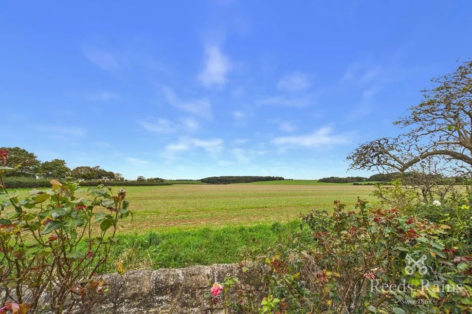 Dinnington Road, Woodsetts, S81, photo 22