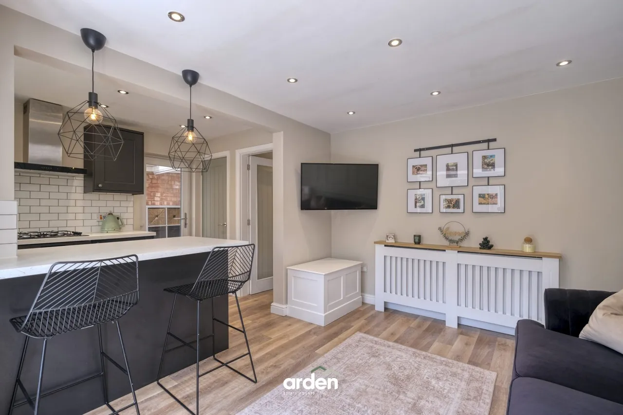 Foxland Avenue, Rednal, B45, photo 6