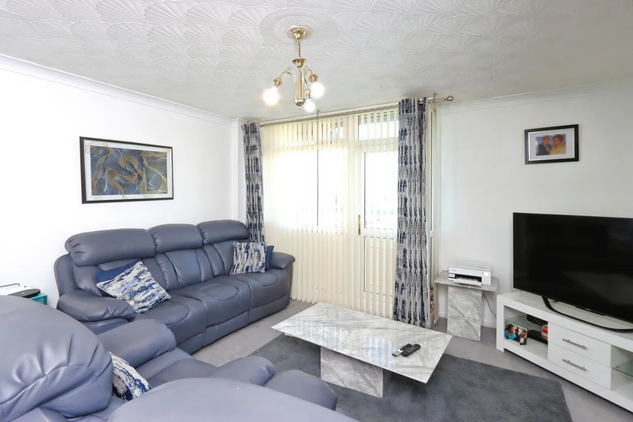 Batemoor Drive, SHEFFIELD, South Yorkshire, S8, photo 10