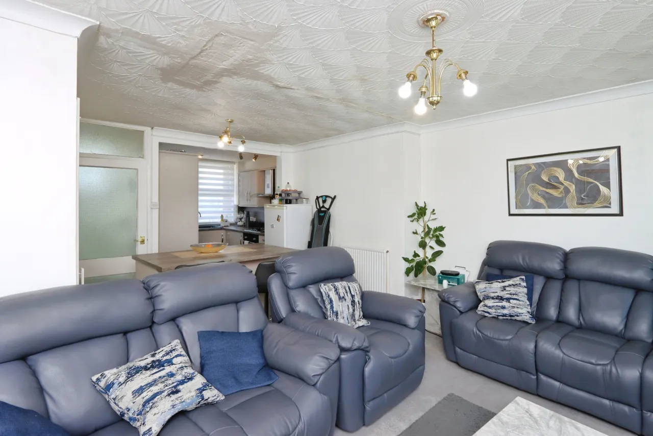 Batemoor Drive, SHEFFIELD, South Yorkshire, S8, photo 7