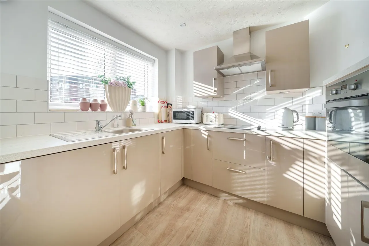 Reedham Road, Burnham, SL1, photo 6