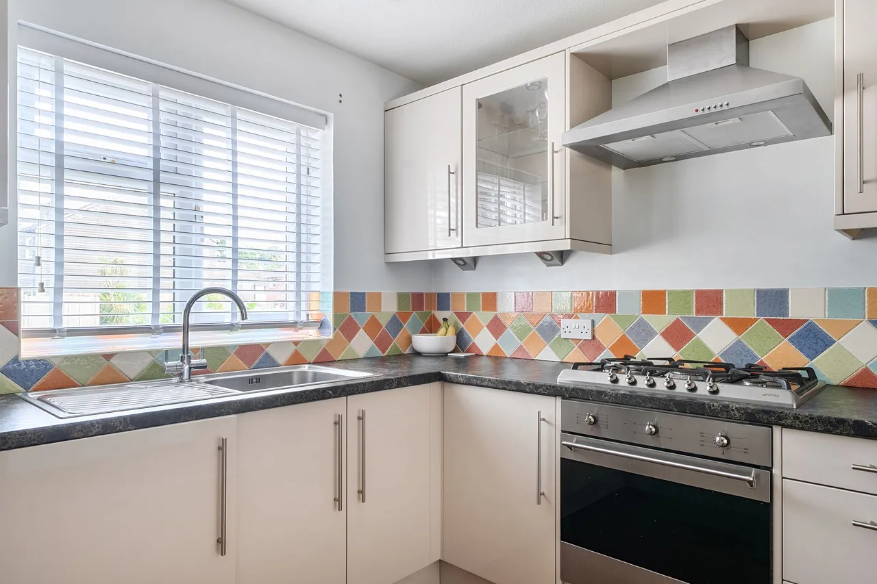 Tufts Meadow, Midhurst, GU29, photo 6