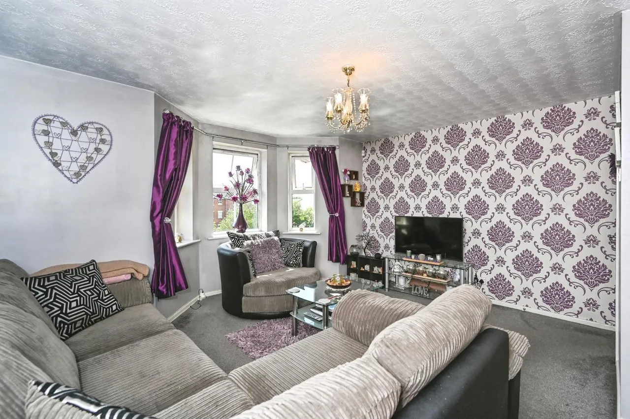 Finsbury Close, Great Sankey, Warrington, Cheshire, WA5, photo 3