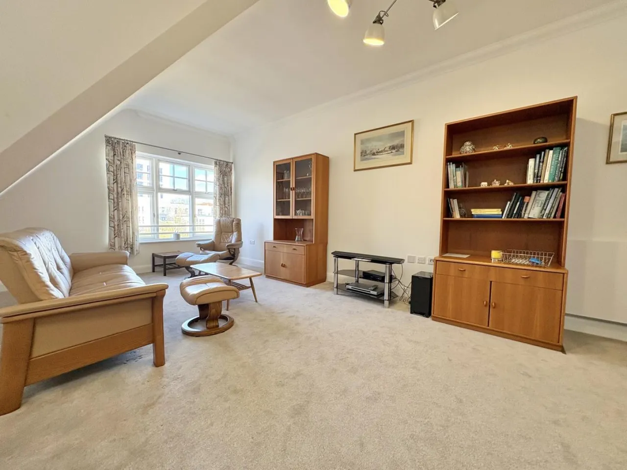 Sandbanks Road, BH14, photo 7