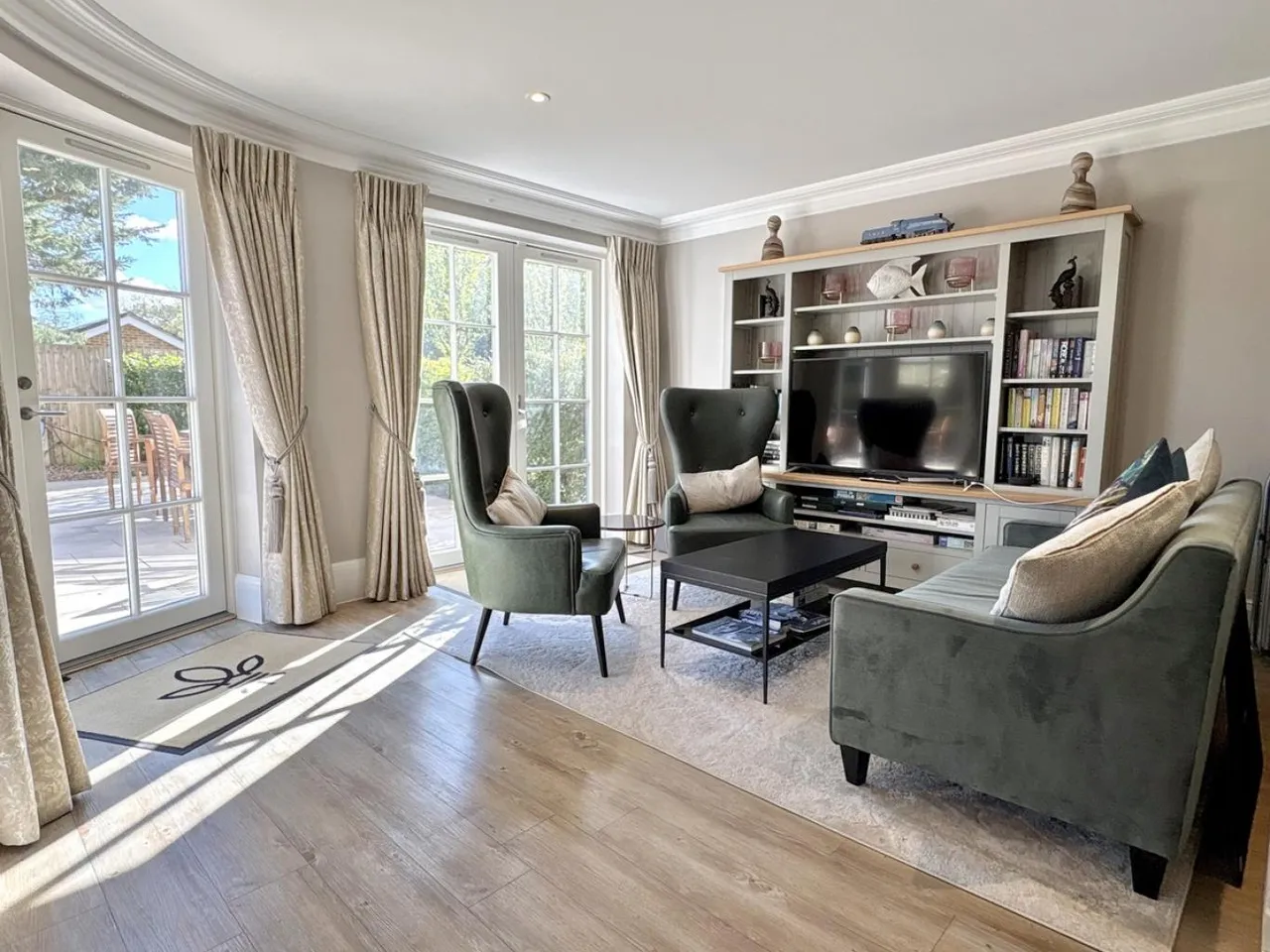 Sandbanks Road, BH14, photo 21