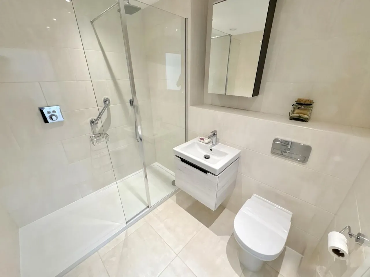 Sandbanks Road, BH14, photo 12