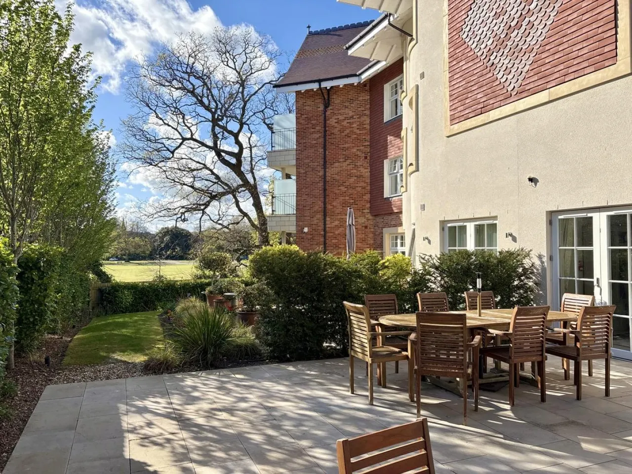 Sandbanks Road, BH14, photo 17