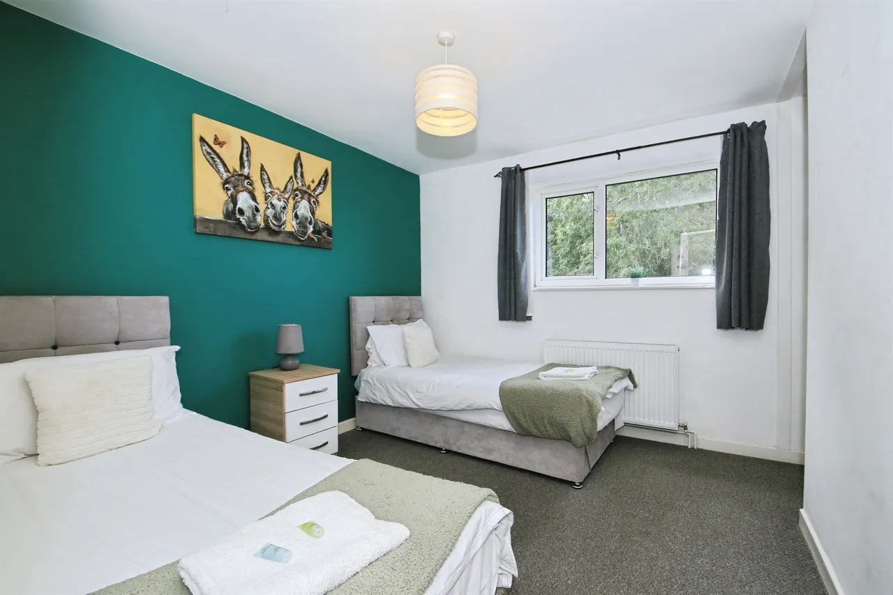Benland, Bretton, PE3, photo 9