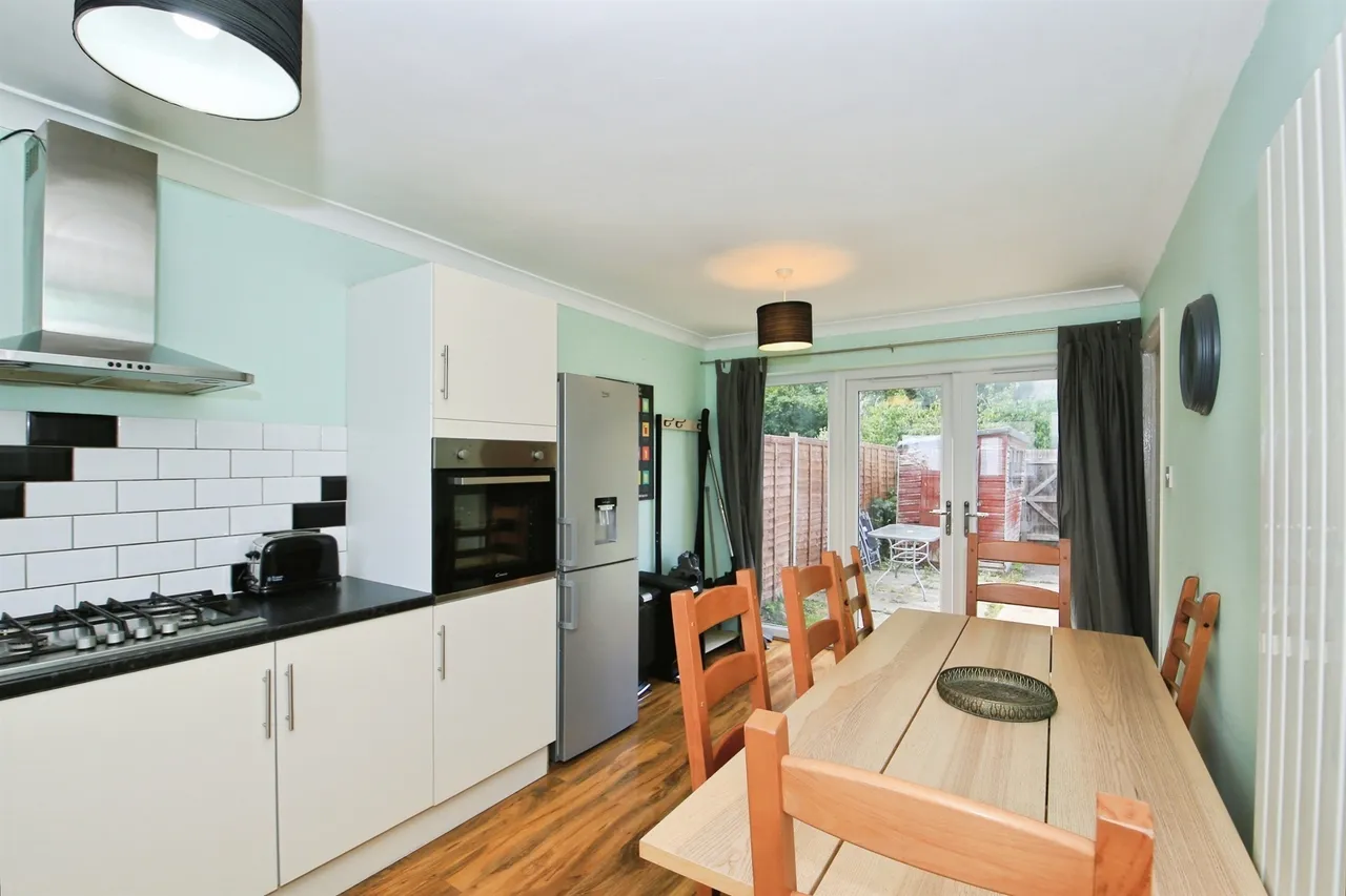 Benland, Bretton, PE3, photo 12