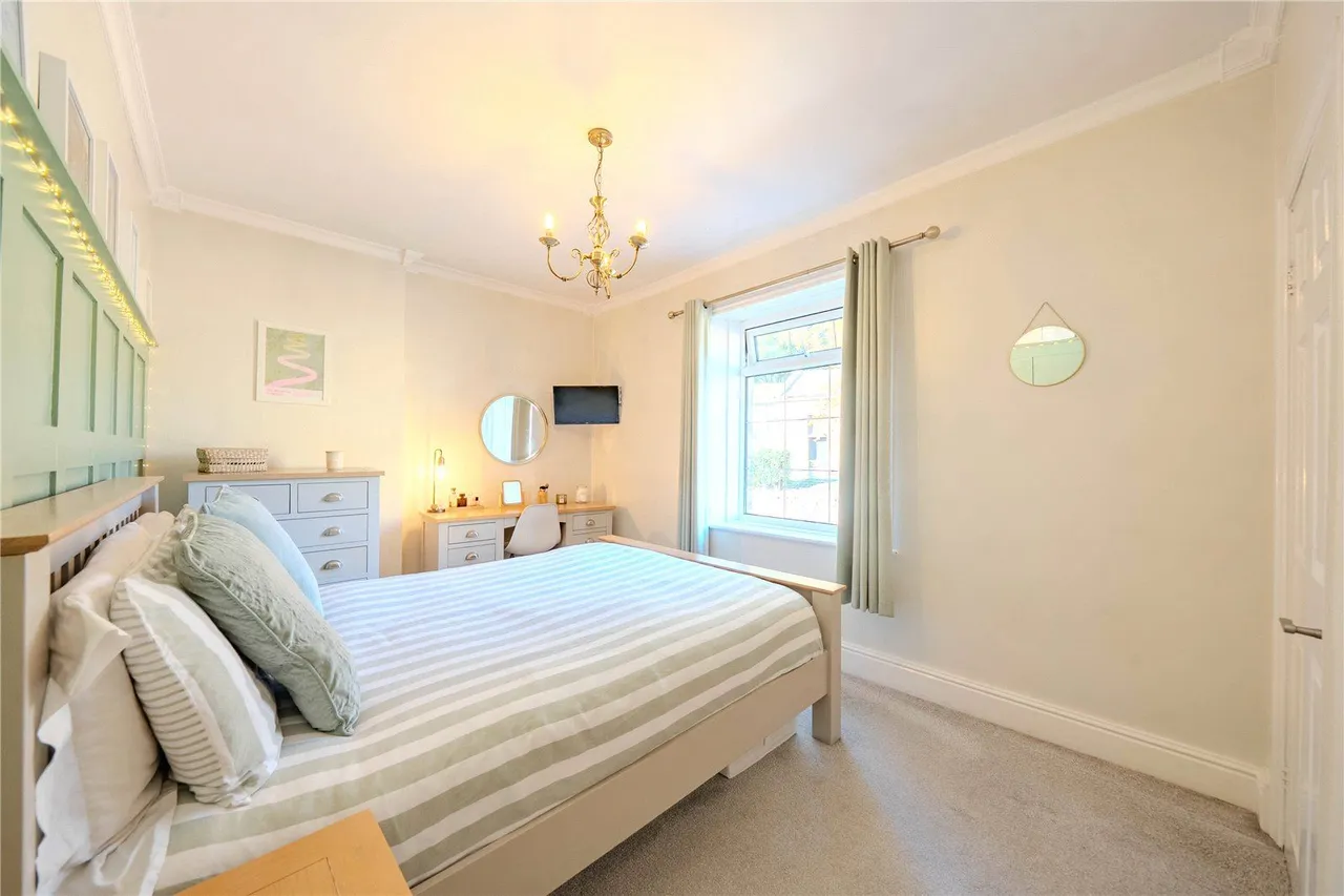 Town Lane, Bradford, BD10, photo 20