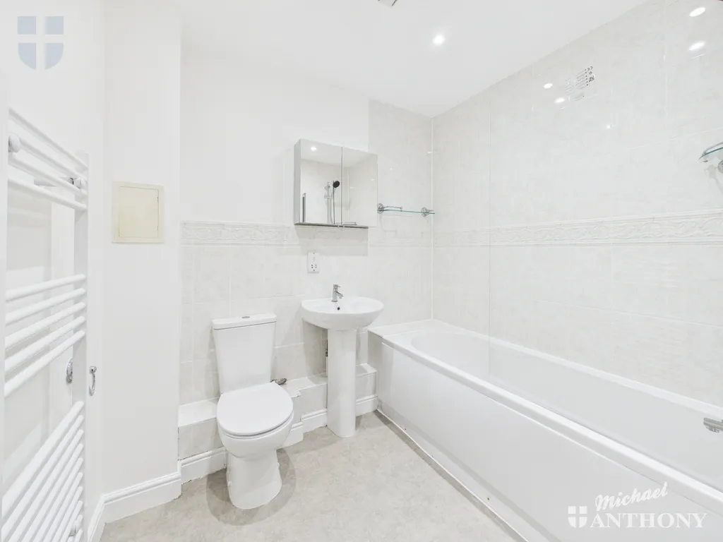 Buckingham Street, Aylesbury, HP20, photo 4