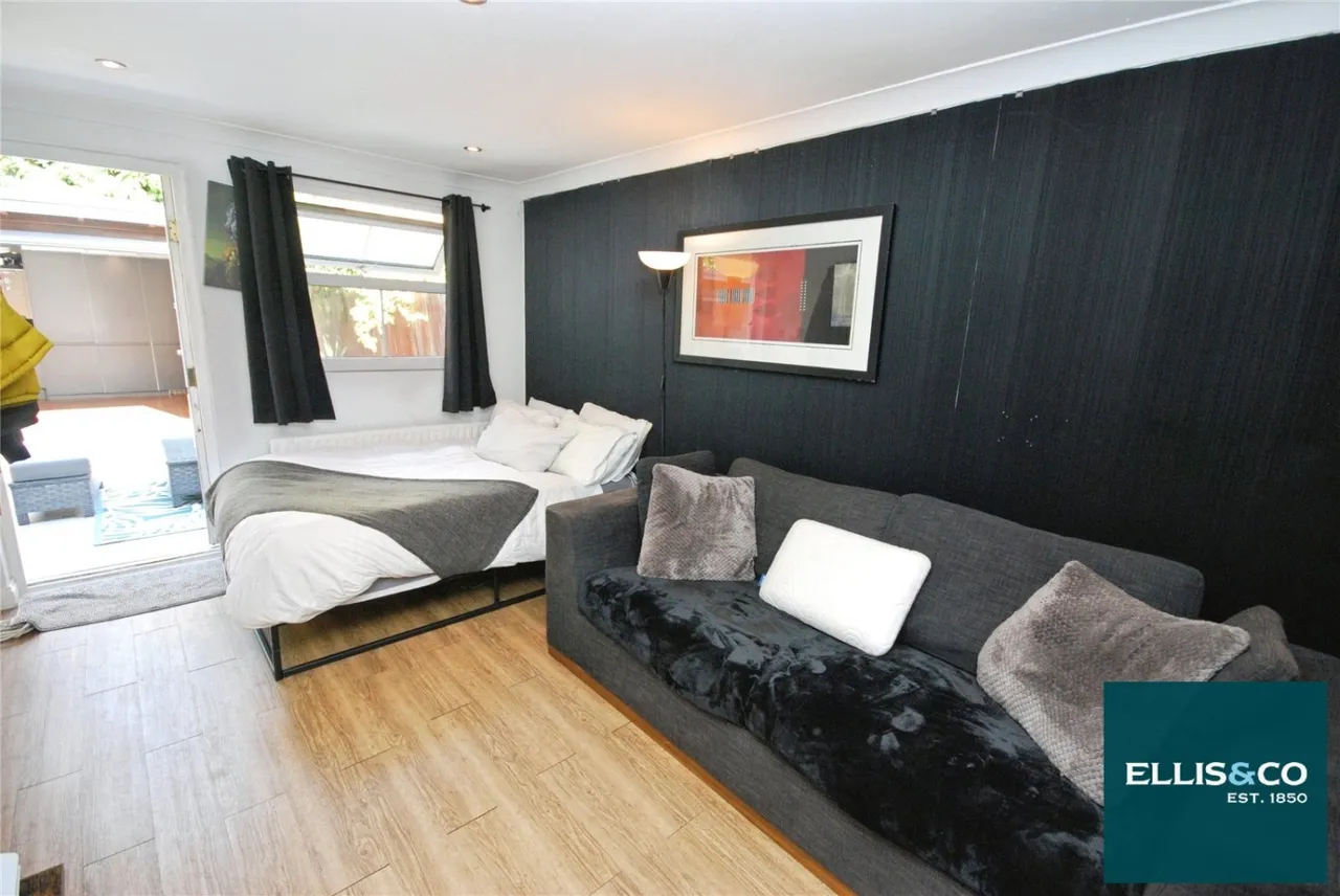 Deepdale Close, Friern Barnet, N11, photo 16