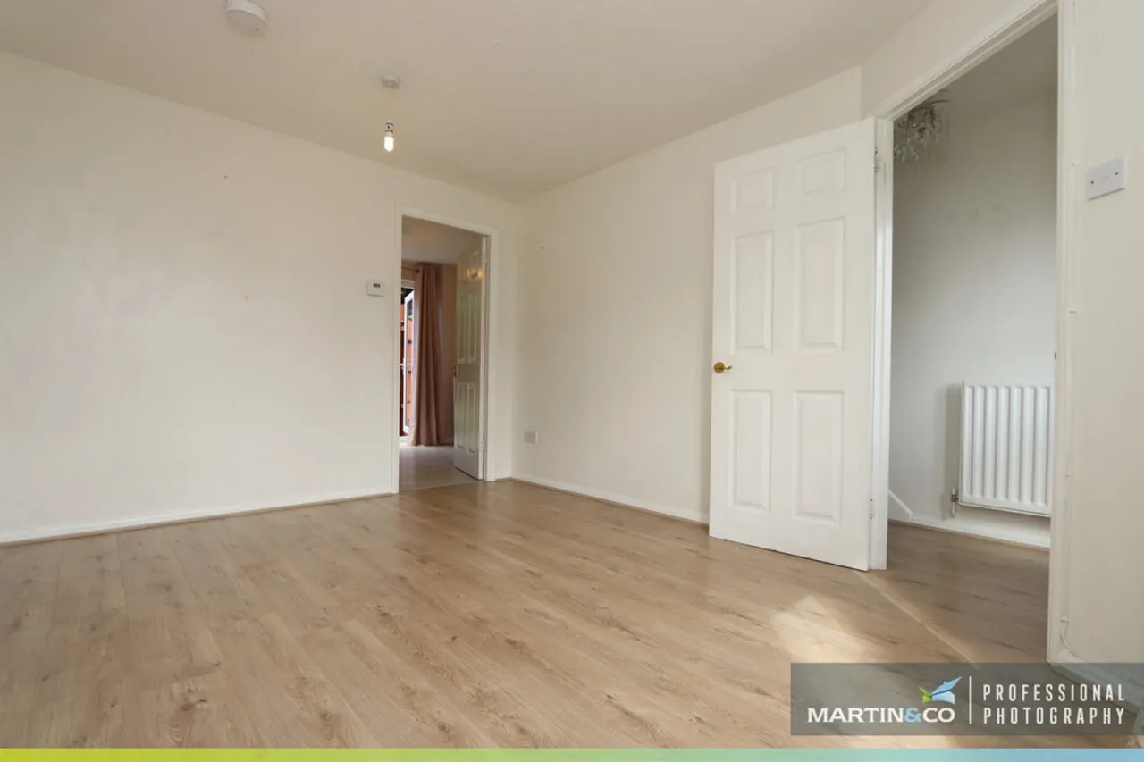 Kember Close, St Mellons, photo 5