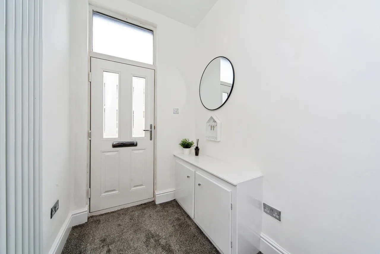 Chatsworth Avenue, Orrell Park, L9, photo 3