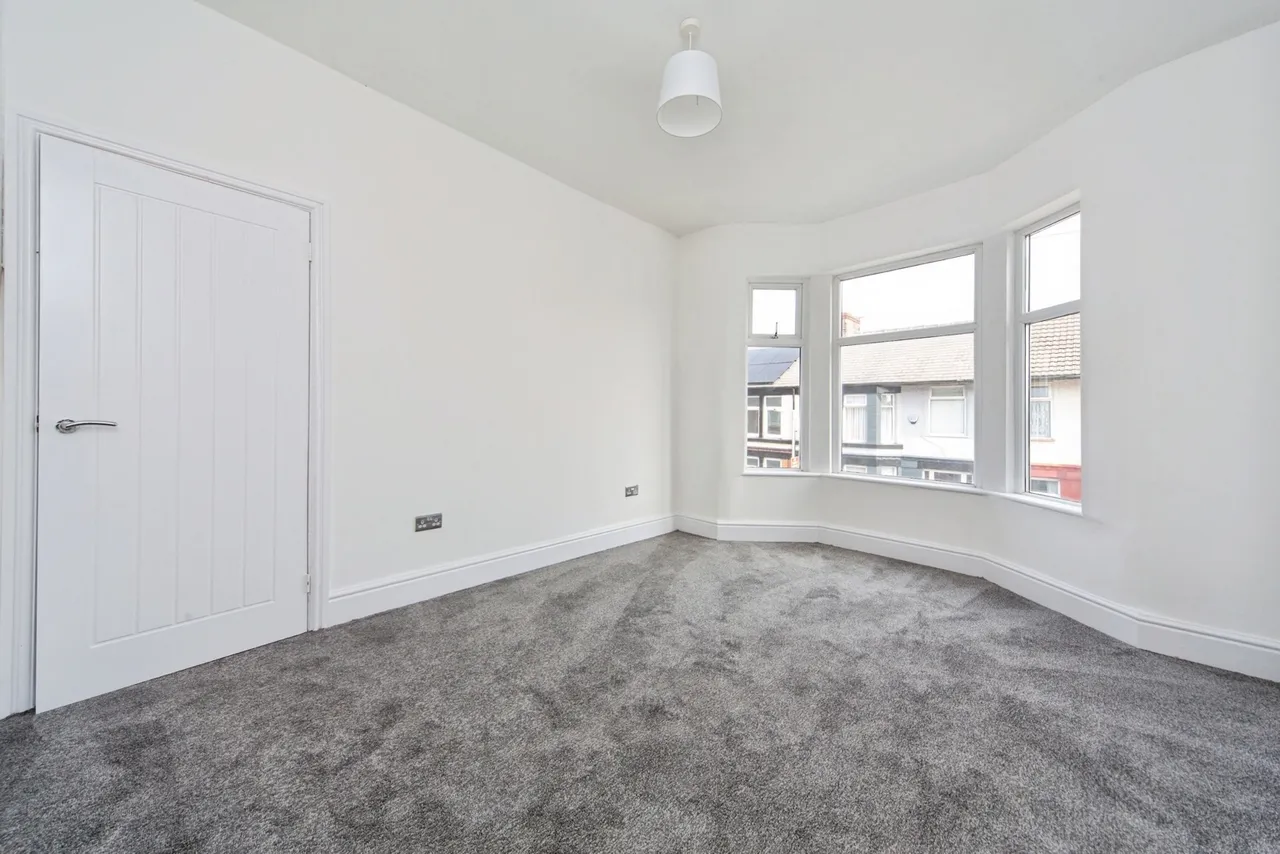 Chatsworth Avenue, Orrell Park, L9, photo 17