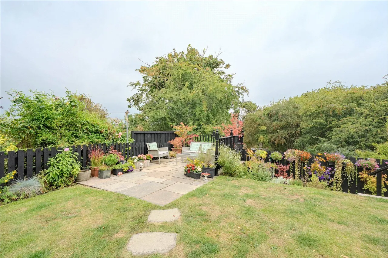 Moorland View, Rodley, LS13, photo 8