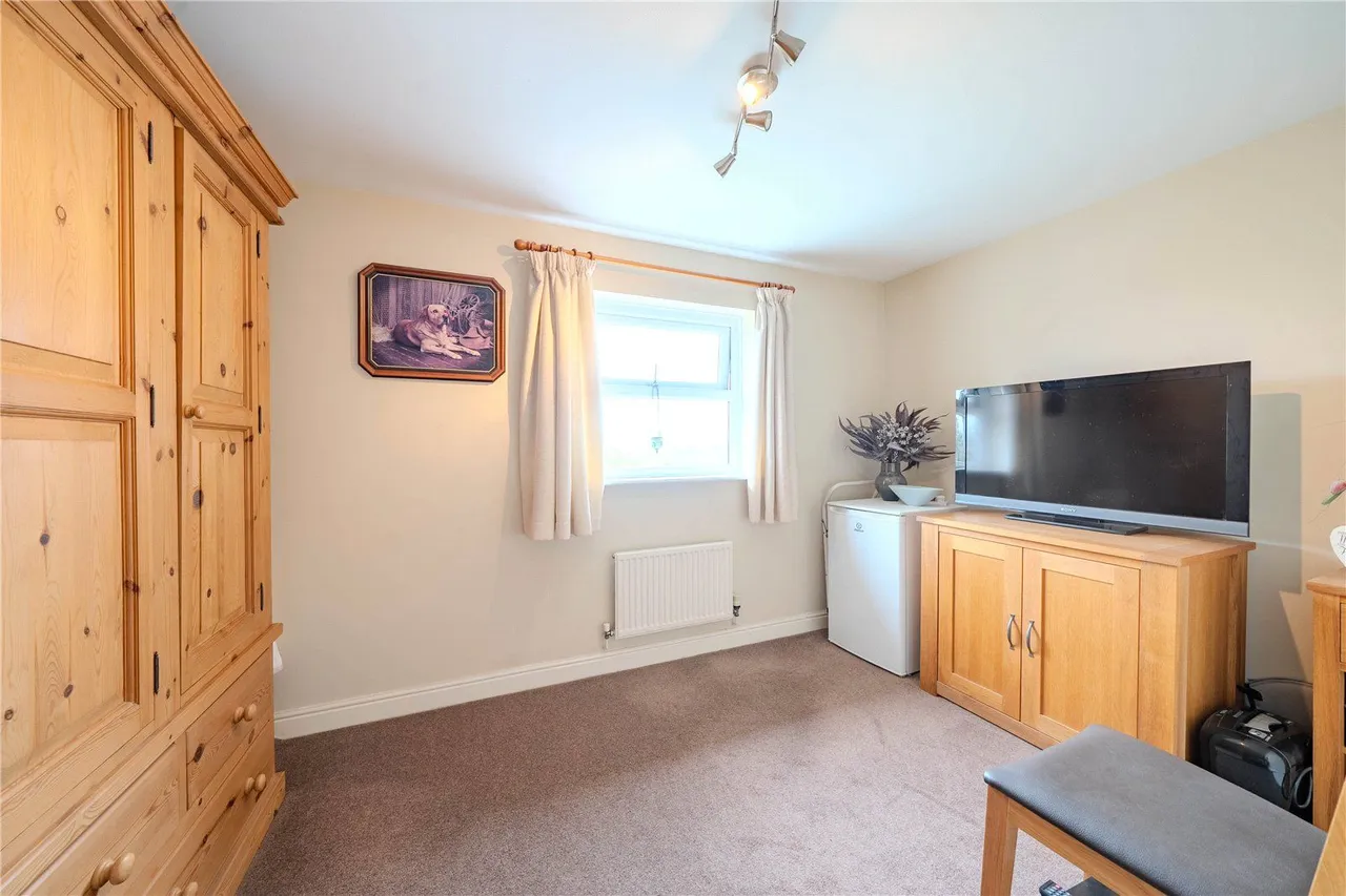 Moorland View, Rodley, LS13, photo 9