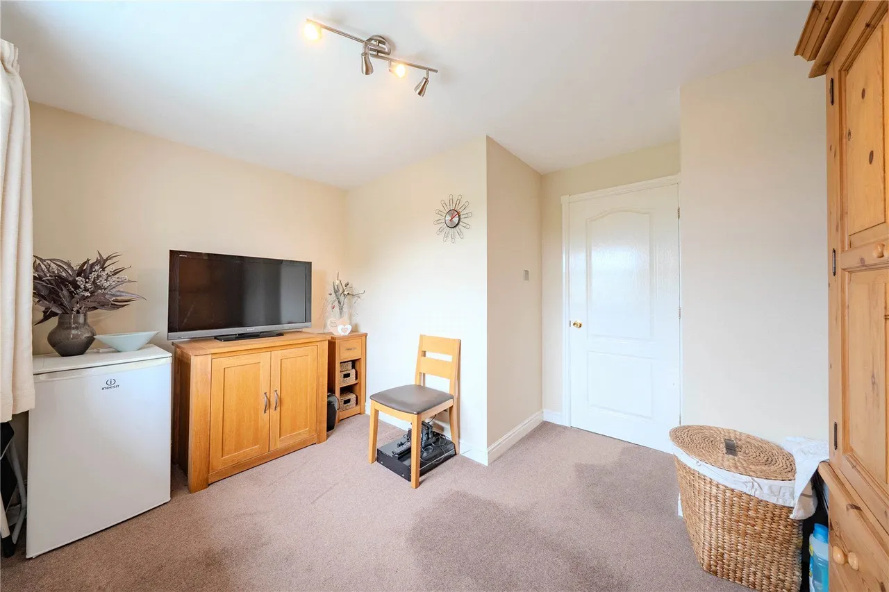 Moorland View, Rodley, LS13, photo 17