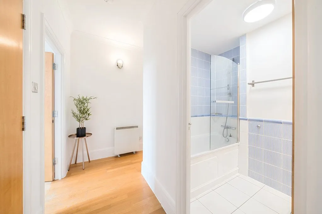 Grange Yard, London, SE1, photo 12