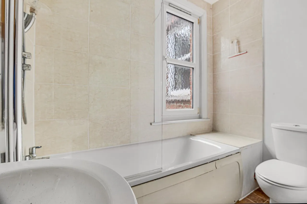 Rosslyn Crescent, Harrow, HA1, photo 9