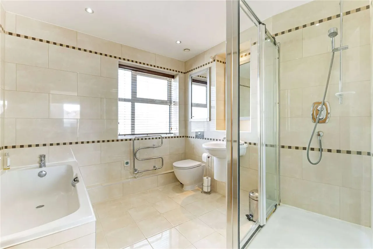 Shore Road, Poole, Dorset, BH13 7PJ, photo 11
