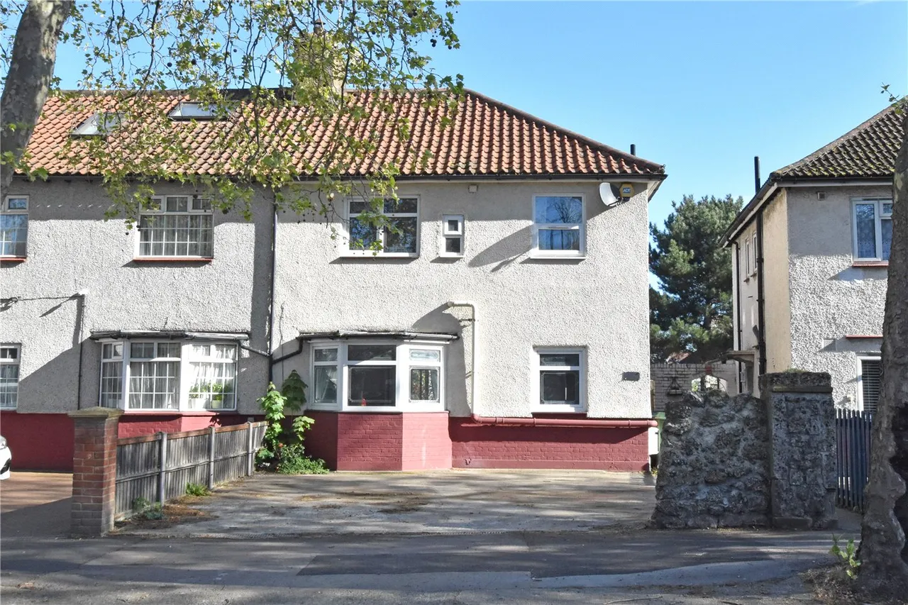 4 bed house for sale — Macarthur Terrace, Charlton Park Road, Charlton, London, SE7