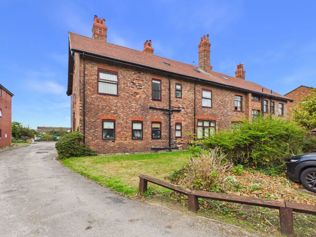 Nicholas Road, Crosby, L23, photo 18