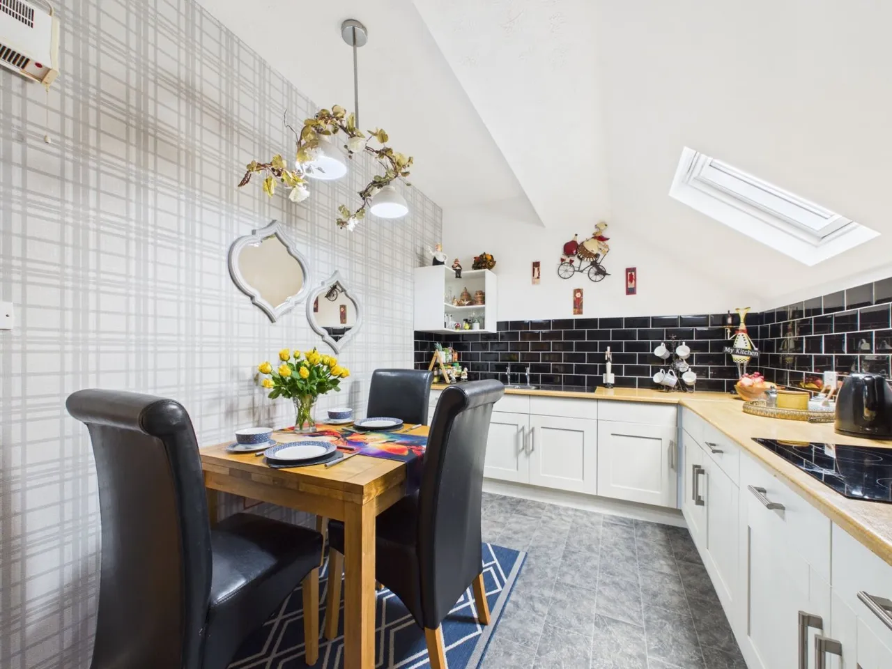 Nicholas Road, Crosby, L23, photo 4